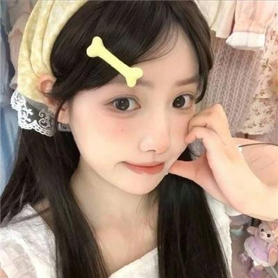 蒙娜丽莎与血月